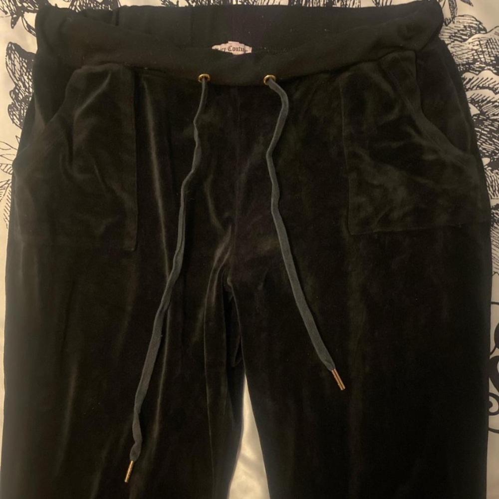 black velour juicy couture flared sweatpants
